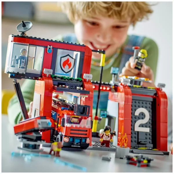 LEGO fire station with fire truck city 6041